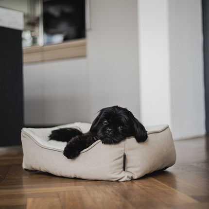 District 70 SNUG Box Bed